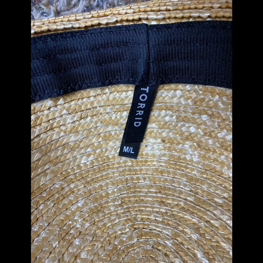 Torrid Woman Hat size M/L - Picture 8 of 9